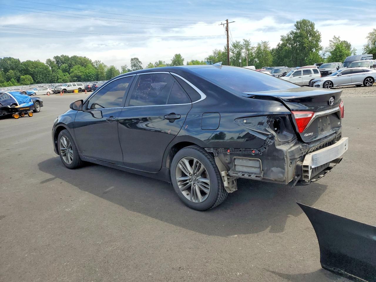 2017 Toyota Camry, SE