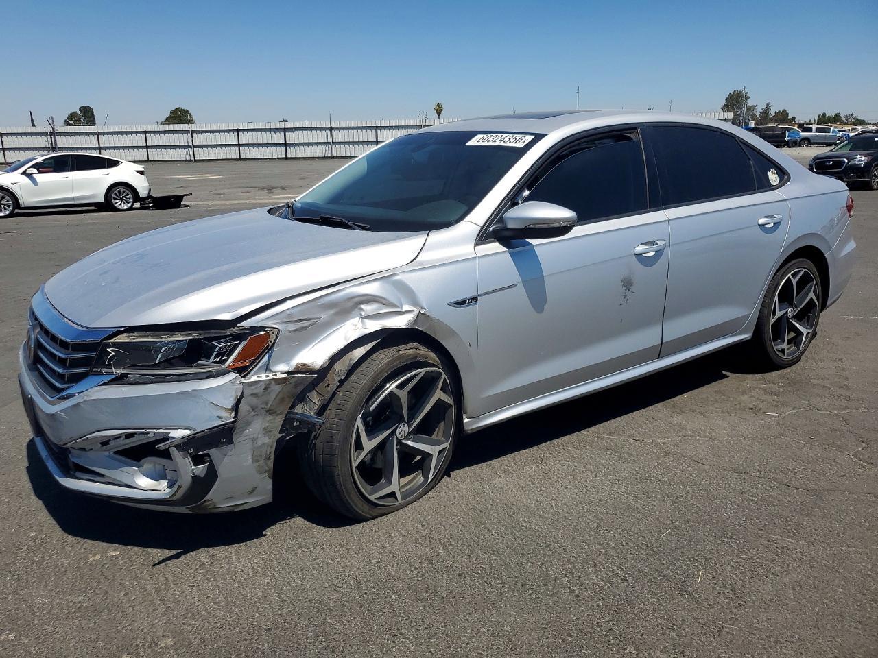 2020 Volkswagen Passat, R-Line