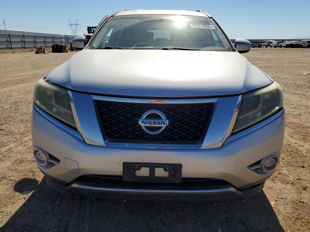 2015 Nissan Pathfinder, S