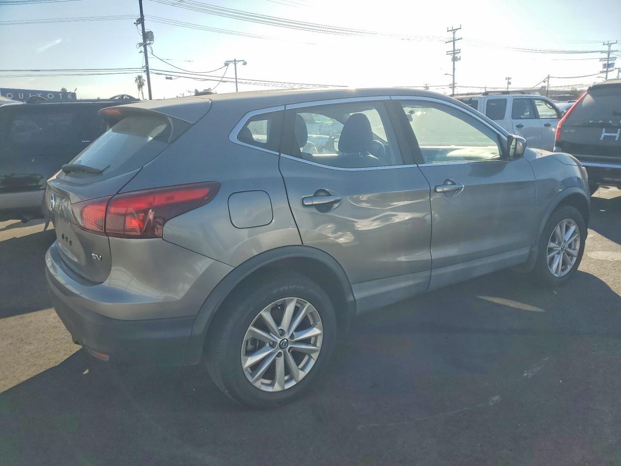 2019 Nissan Rogue, S