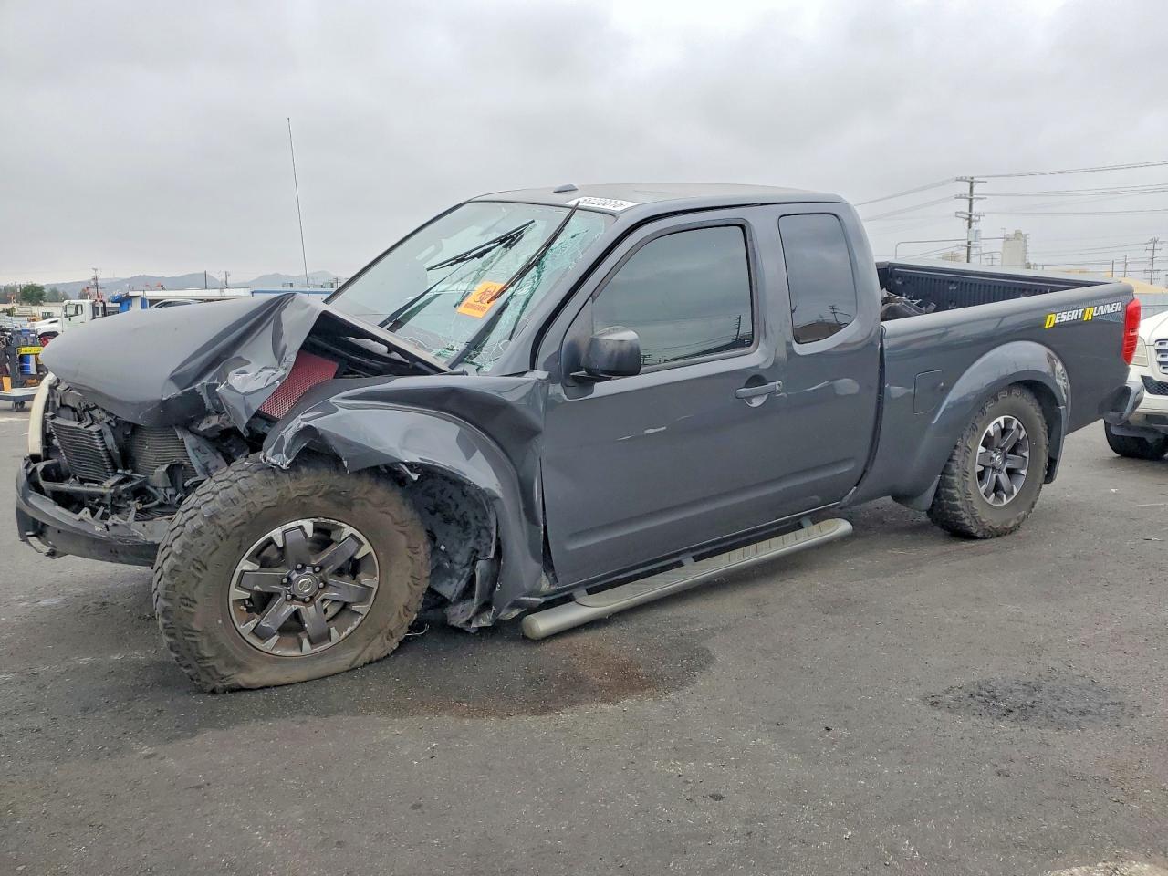2015 Nissan Frontier, Desert...