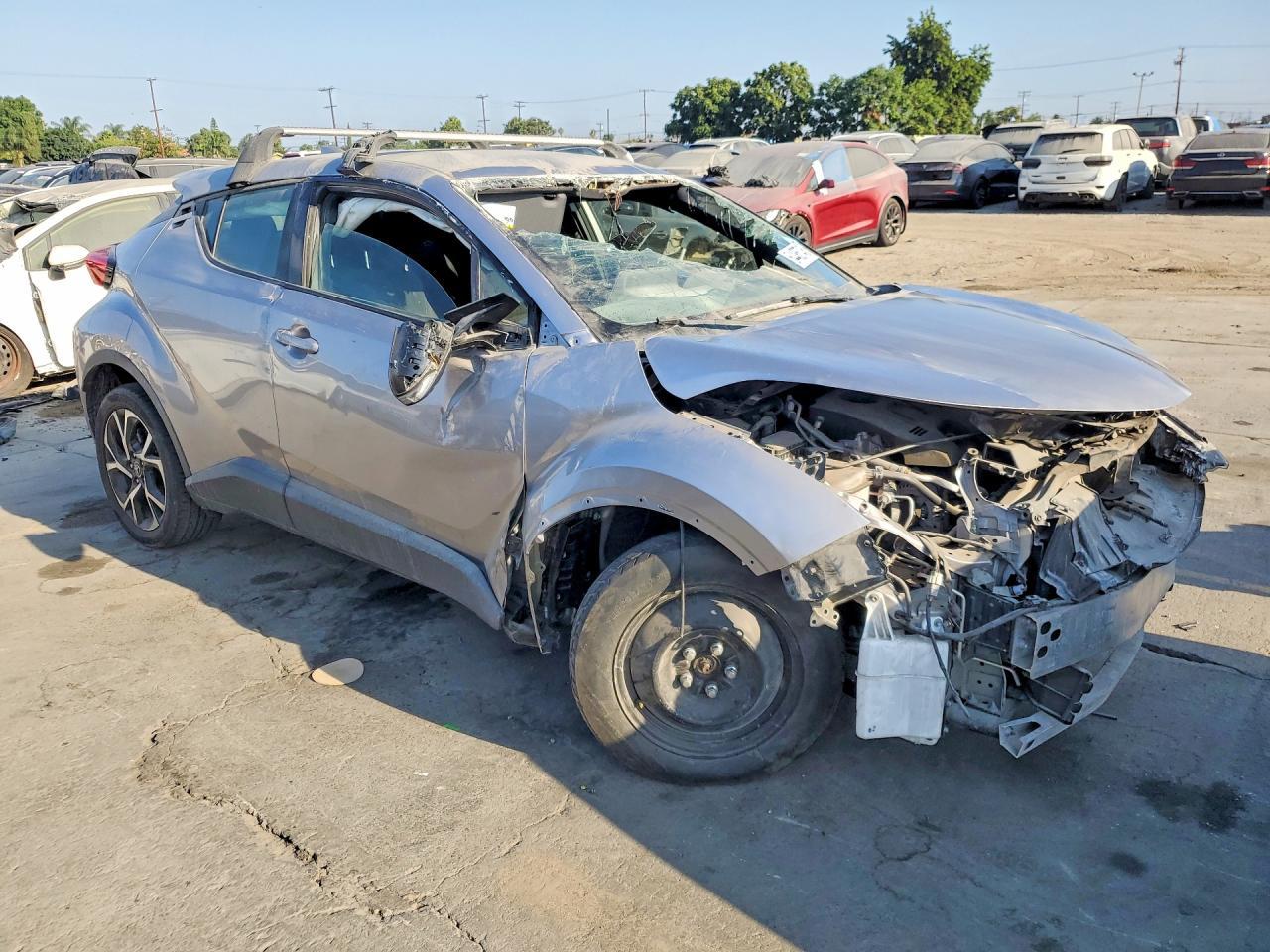 2019 Toyota C-HR, Xle