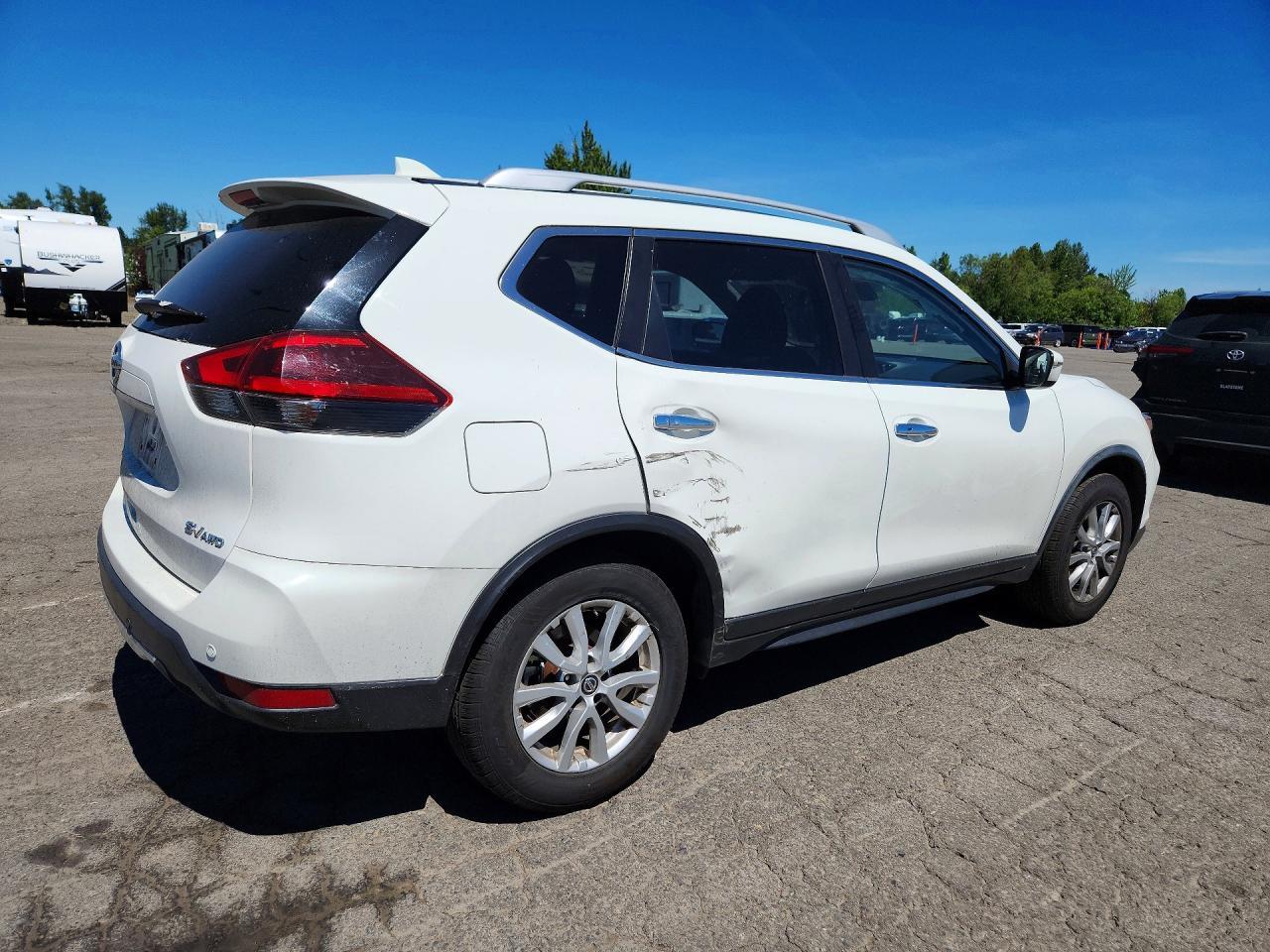 2020 Nissan Rogue, SV