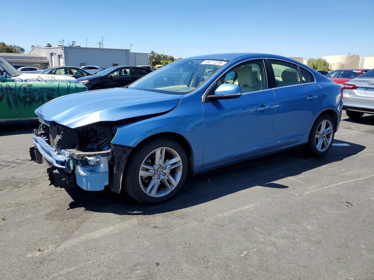 2015 Volvo S60, Premier