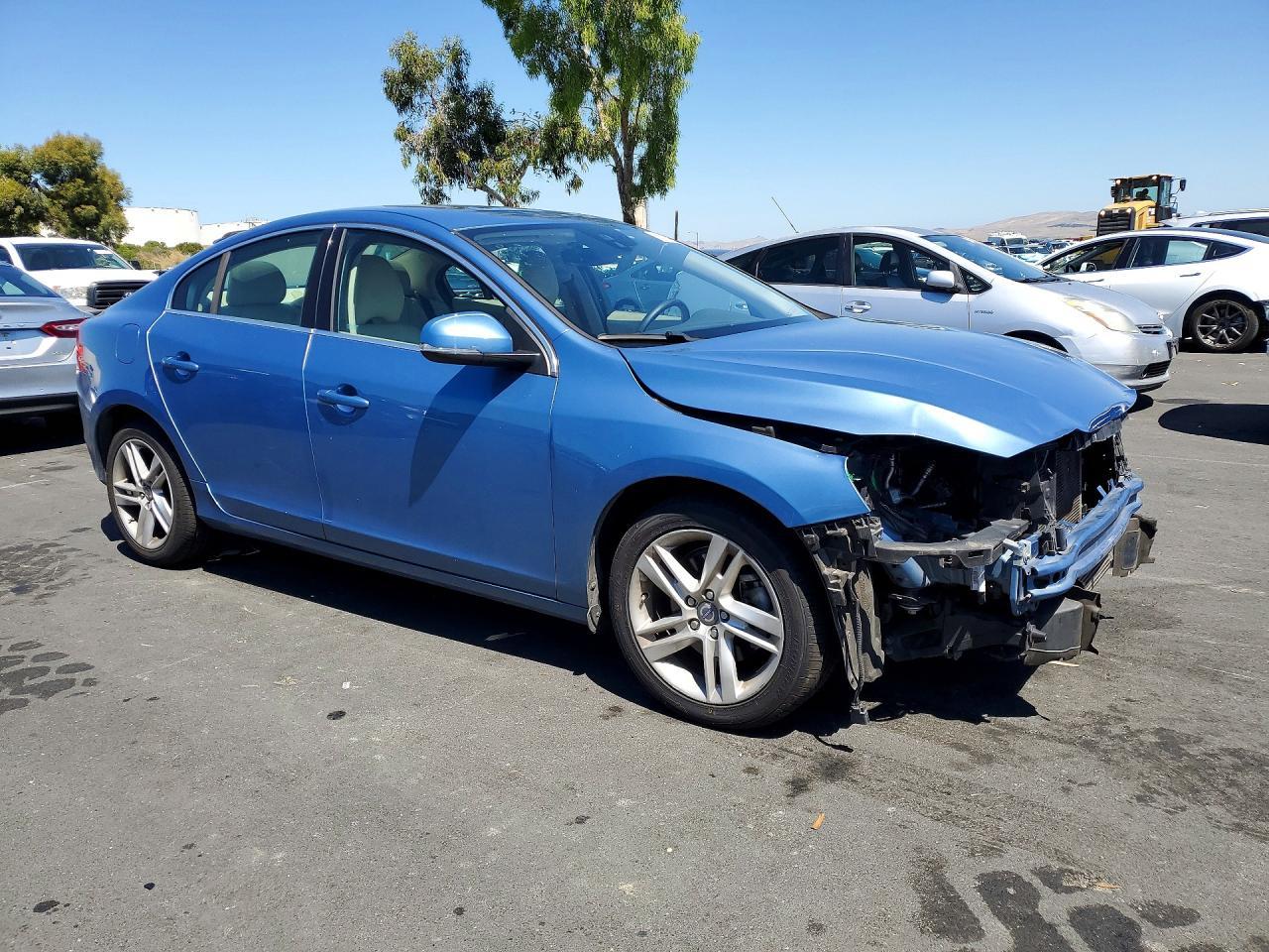 2015 Volvo S60, Premier