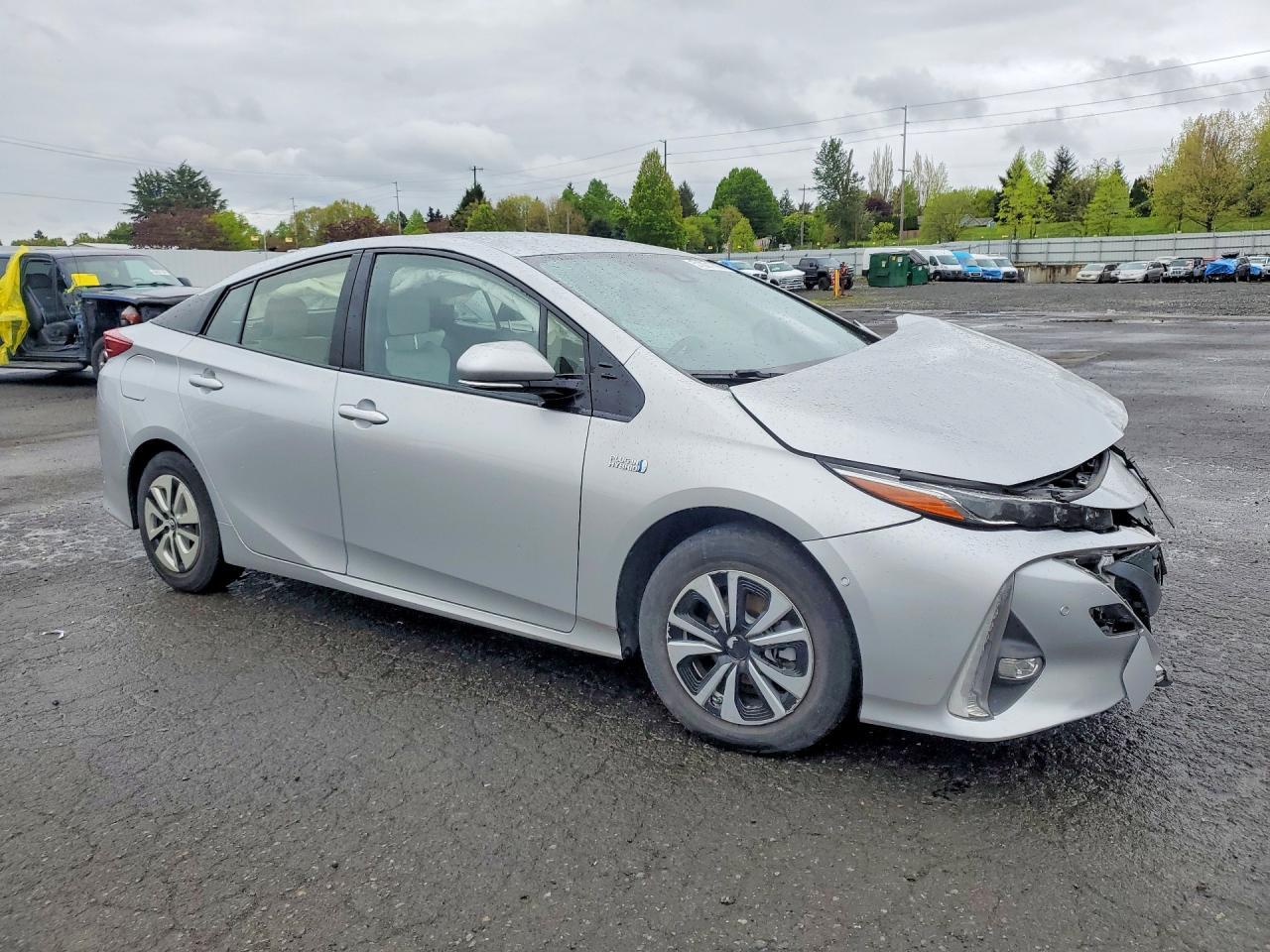 2018 Toyota Prius, Advanced