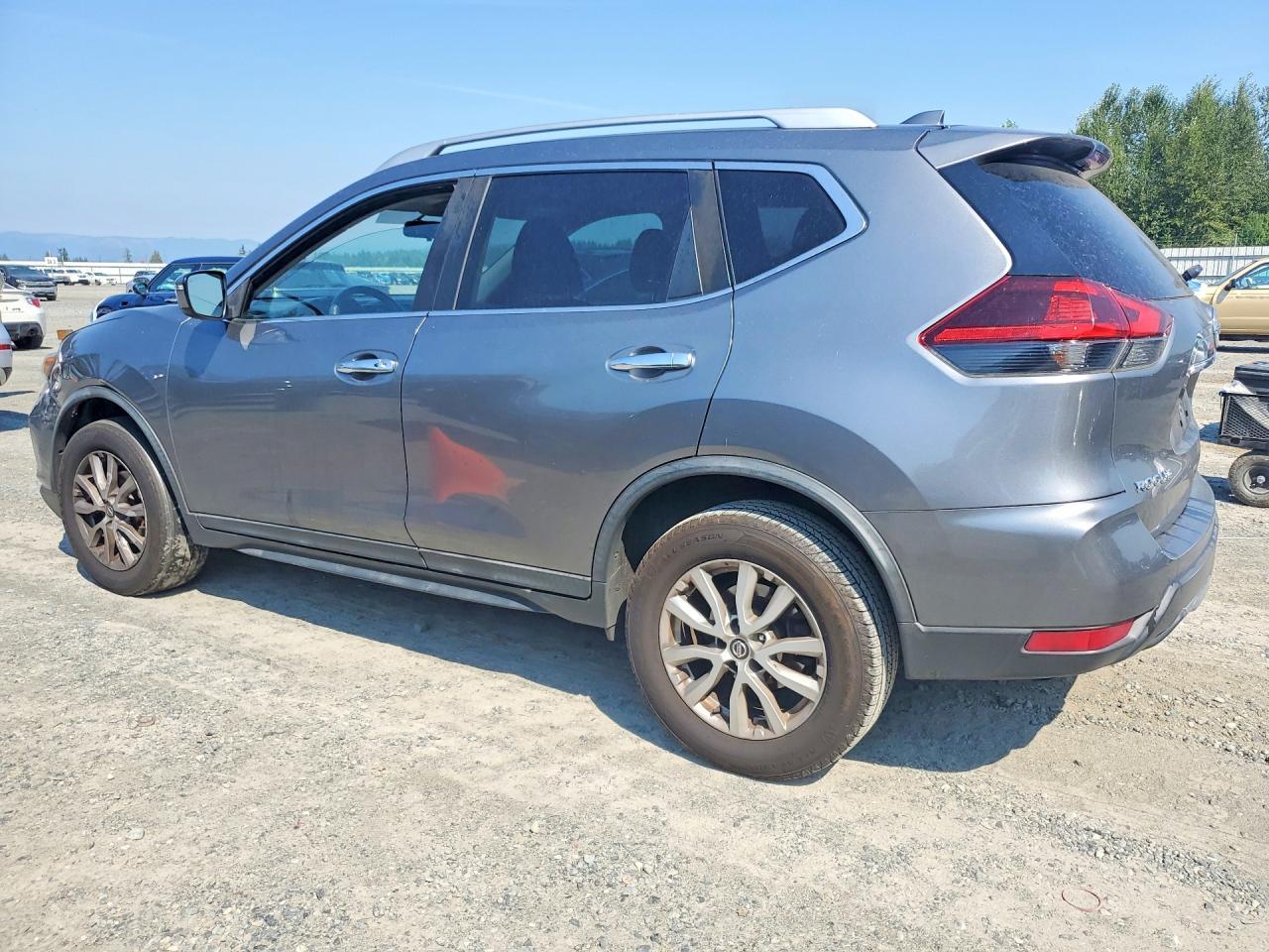 2018 Nissan Rogue, SV
