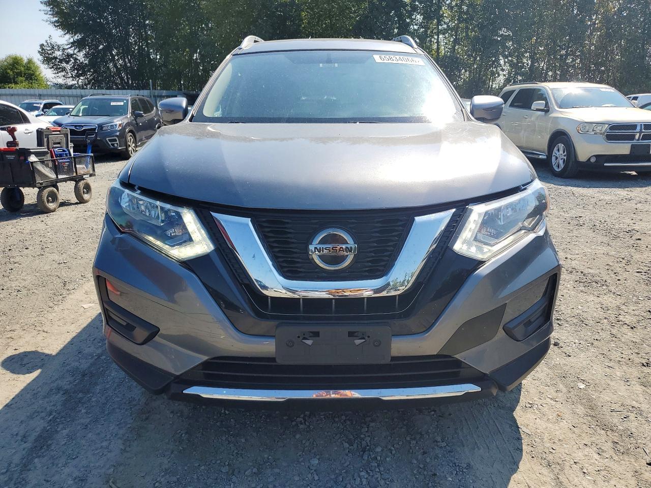 2018 Nissan Rogue, SV