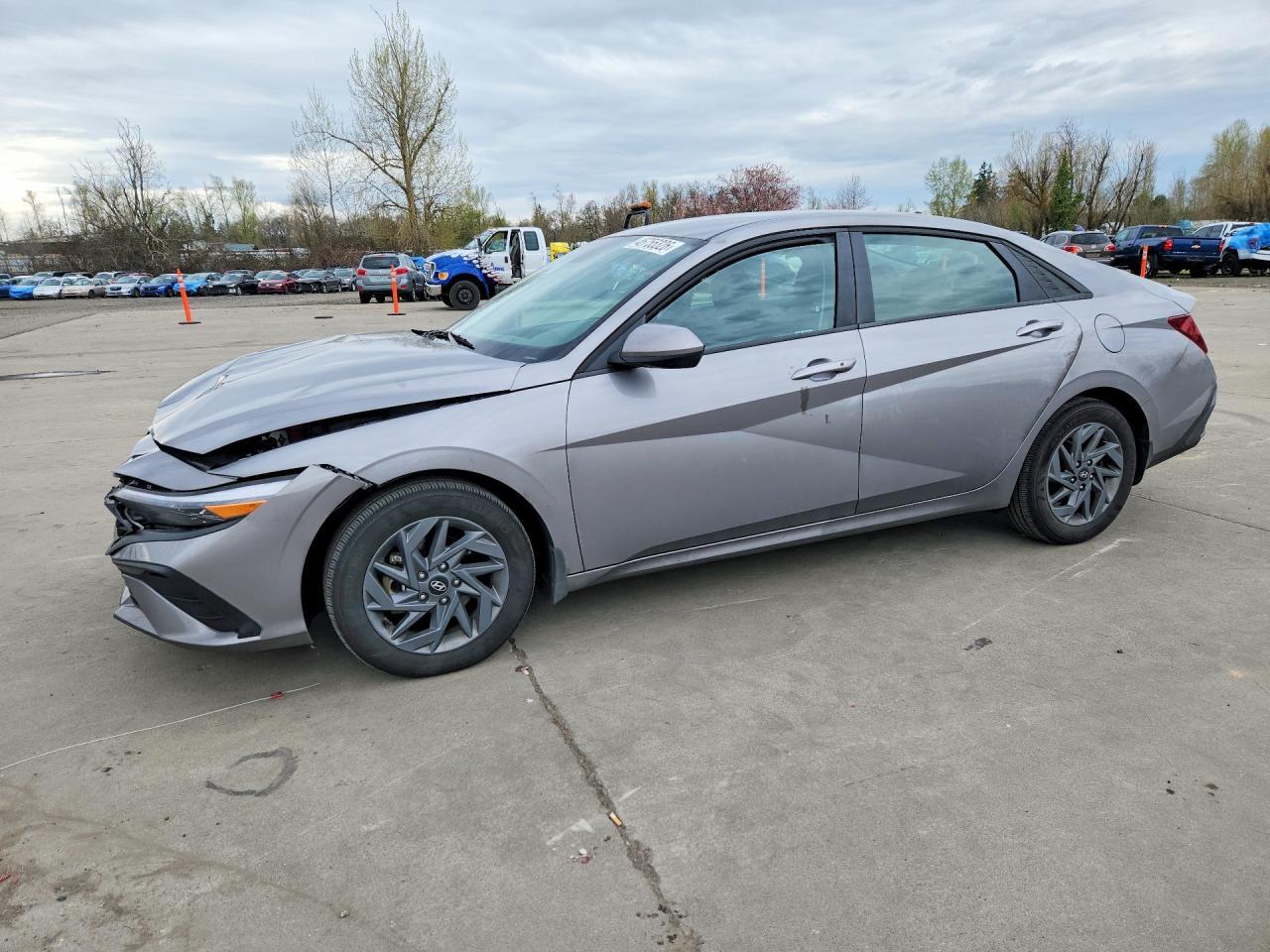 2024 Hyundai Elantra, Blue