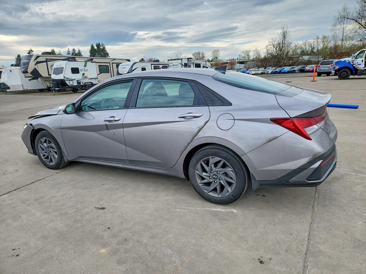 2024 Hyundai Elantra, Blue