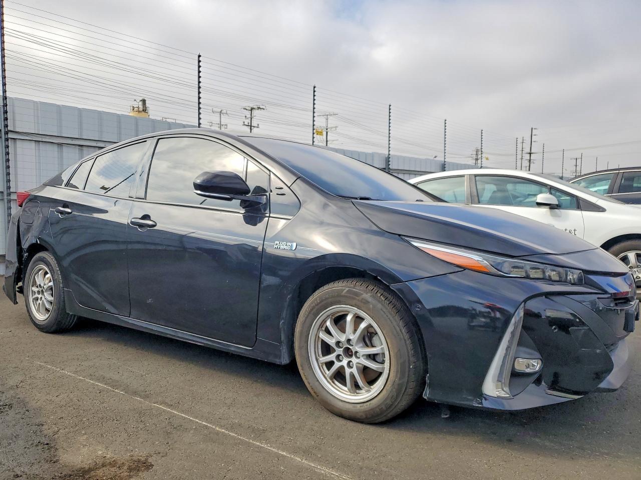 2020 Toyota Prius, Limited