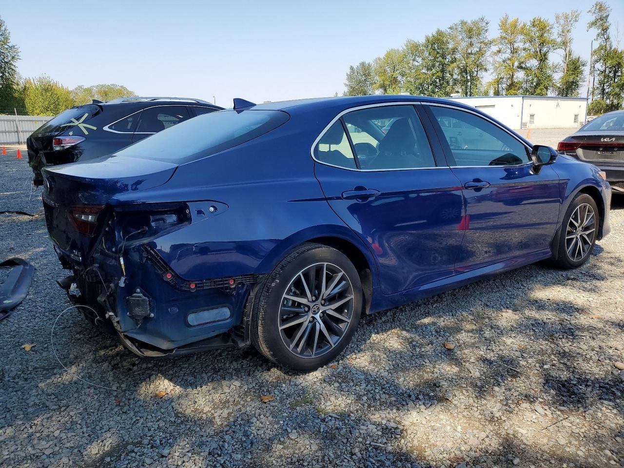 2023 Toyota Camry, Xle