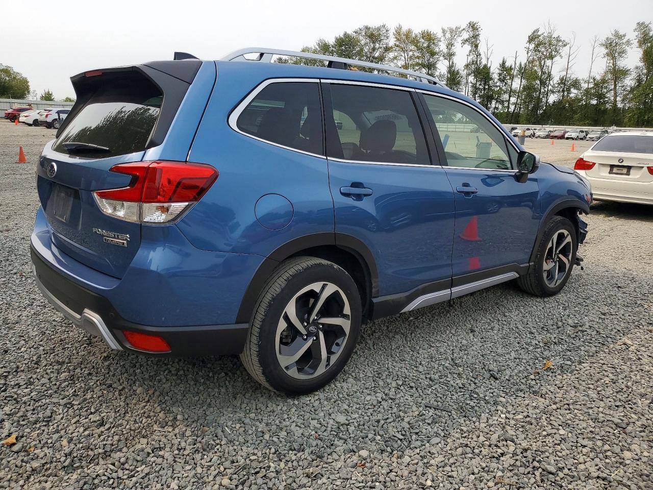2024 Subaru Forester, Touring