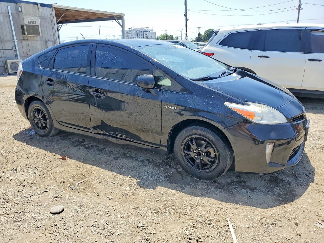 2015 Toyota Prius, Two