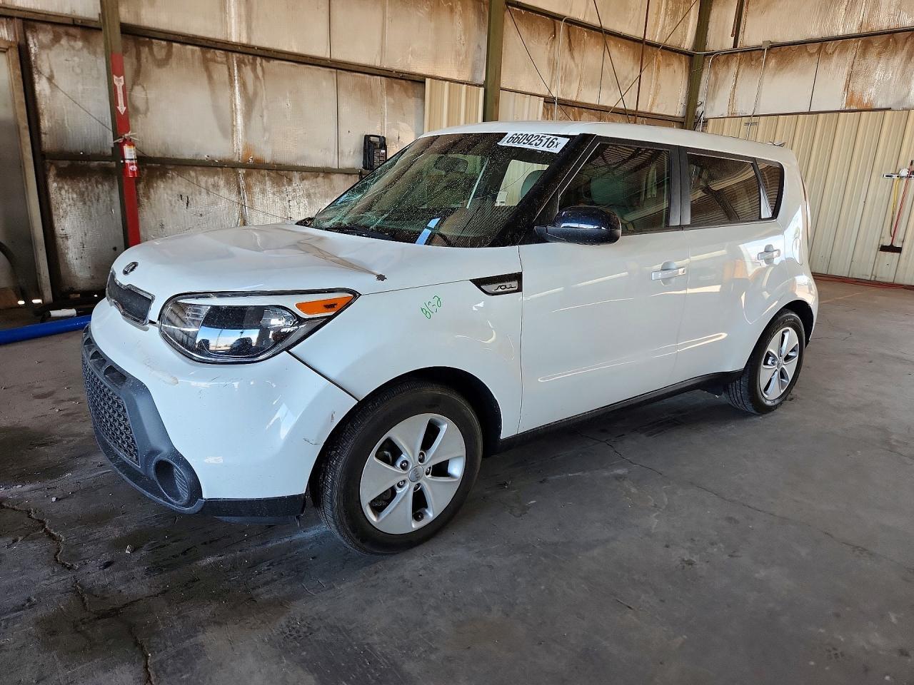 2016 KIA Soul, Base