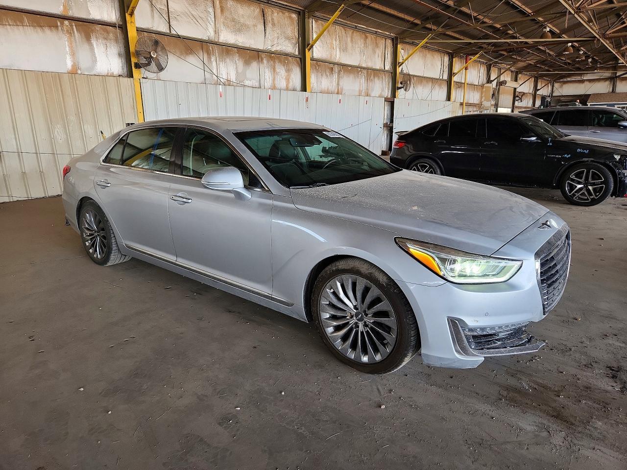 2018 Genesis G90, Premium