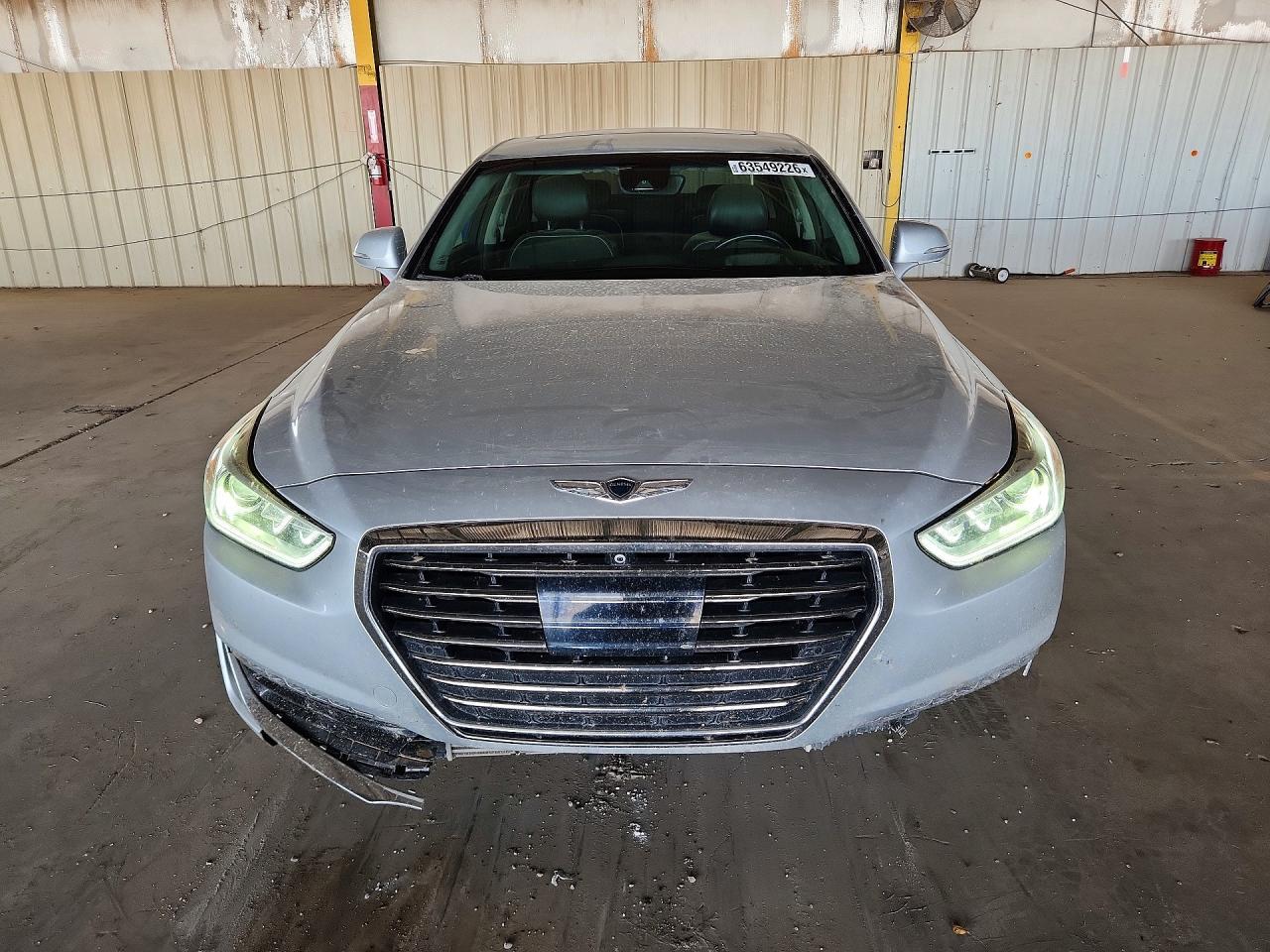 2018 Genesis G90, Premium
