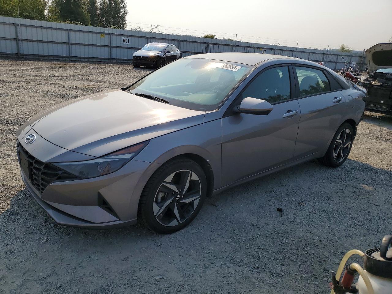 2023 Hyundai Elantra, Sel