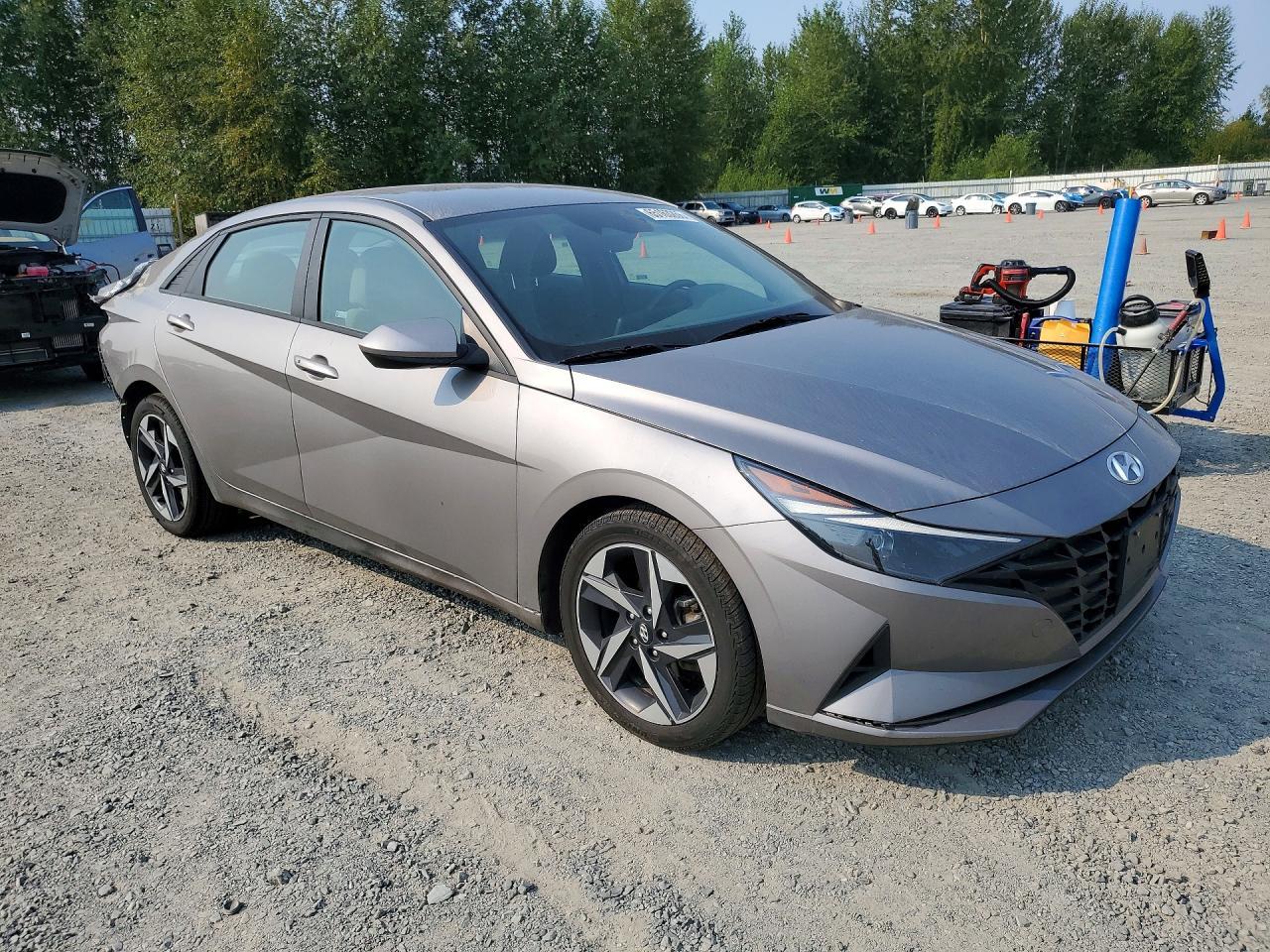 2023 Hyundai Elantra, Sel