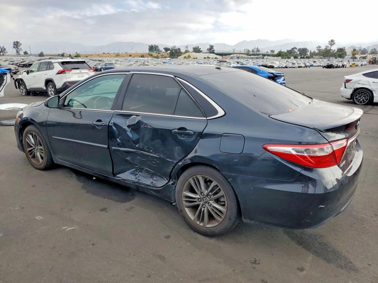 2017 Toyota Camry, SE
