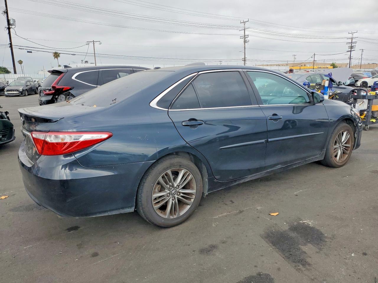 2017 Toyota Camry, SE