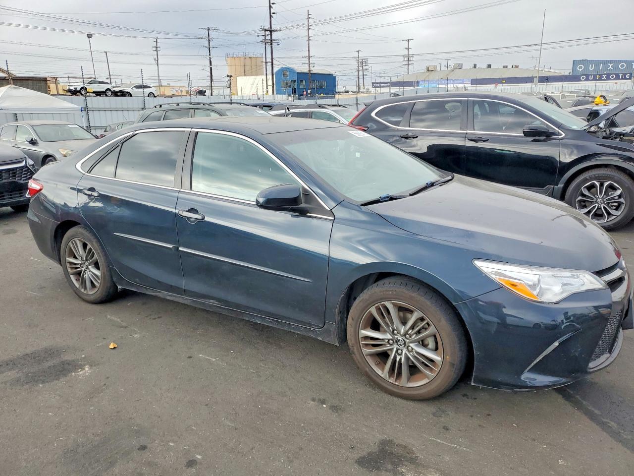 2017 Toyota Camry, SE