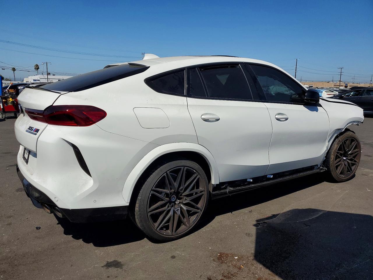 2023 BMW X6, M