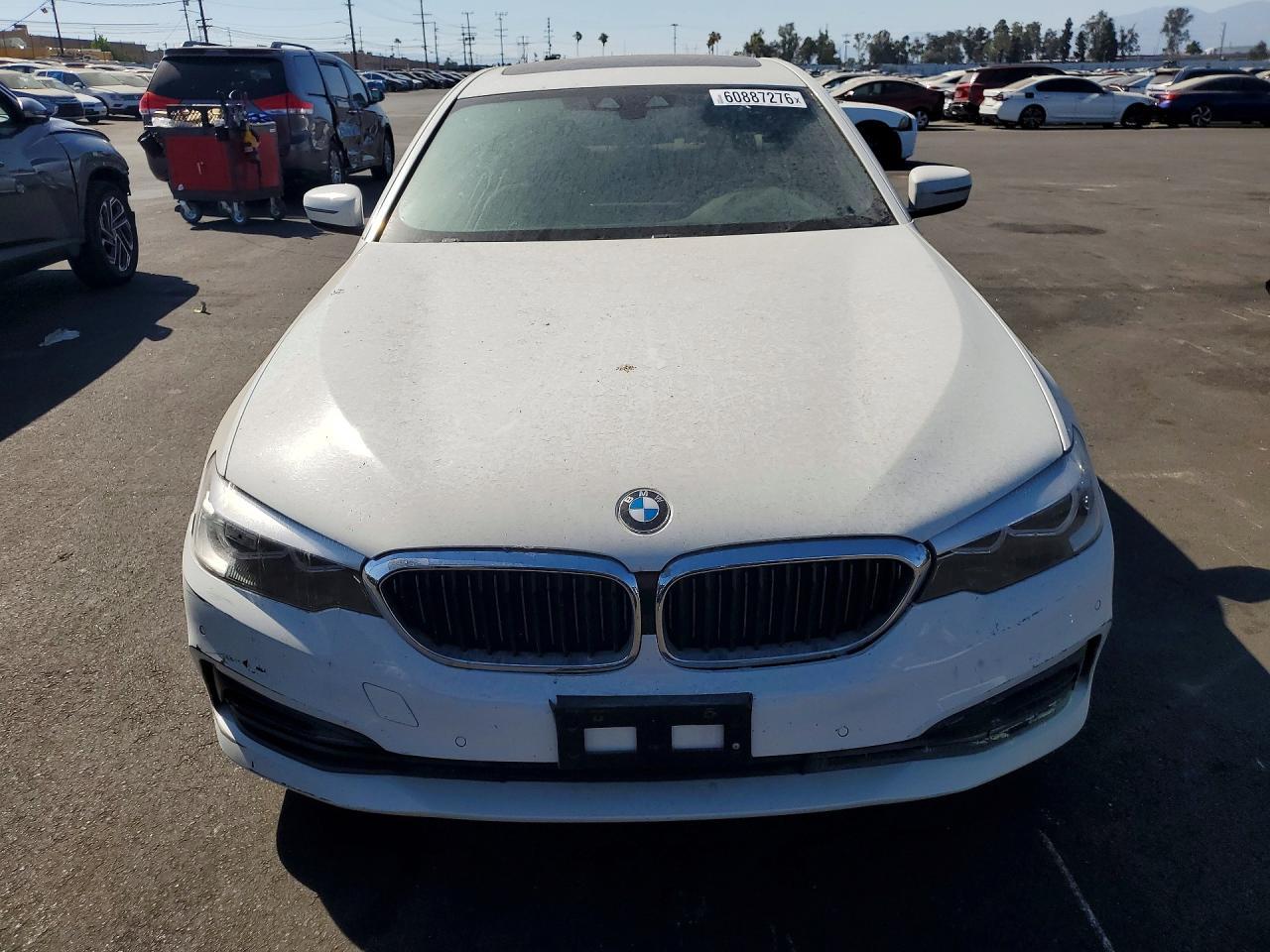 2019 BMW 5 Series, 530E