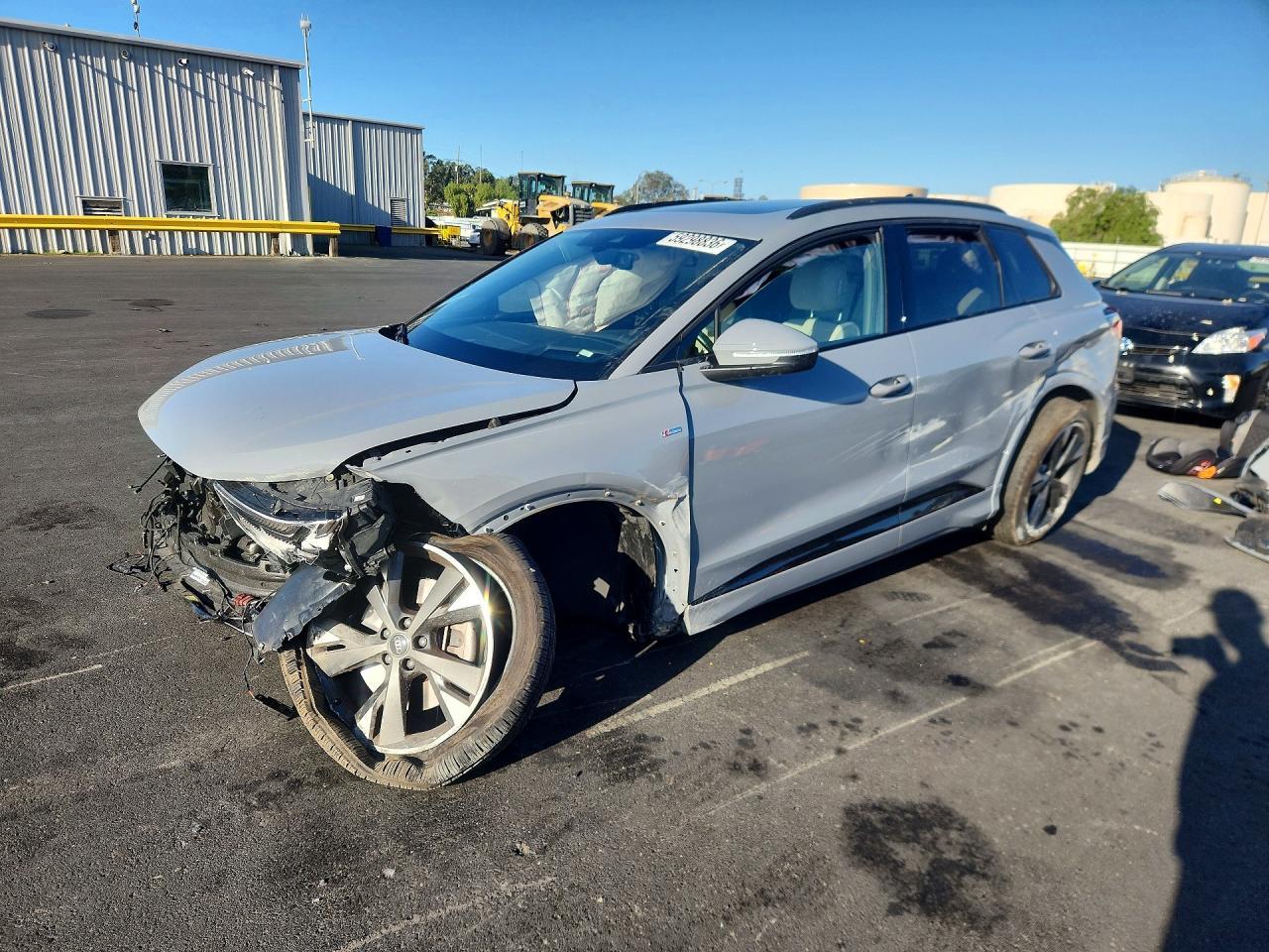 2024 Audi Q4, Prestige