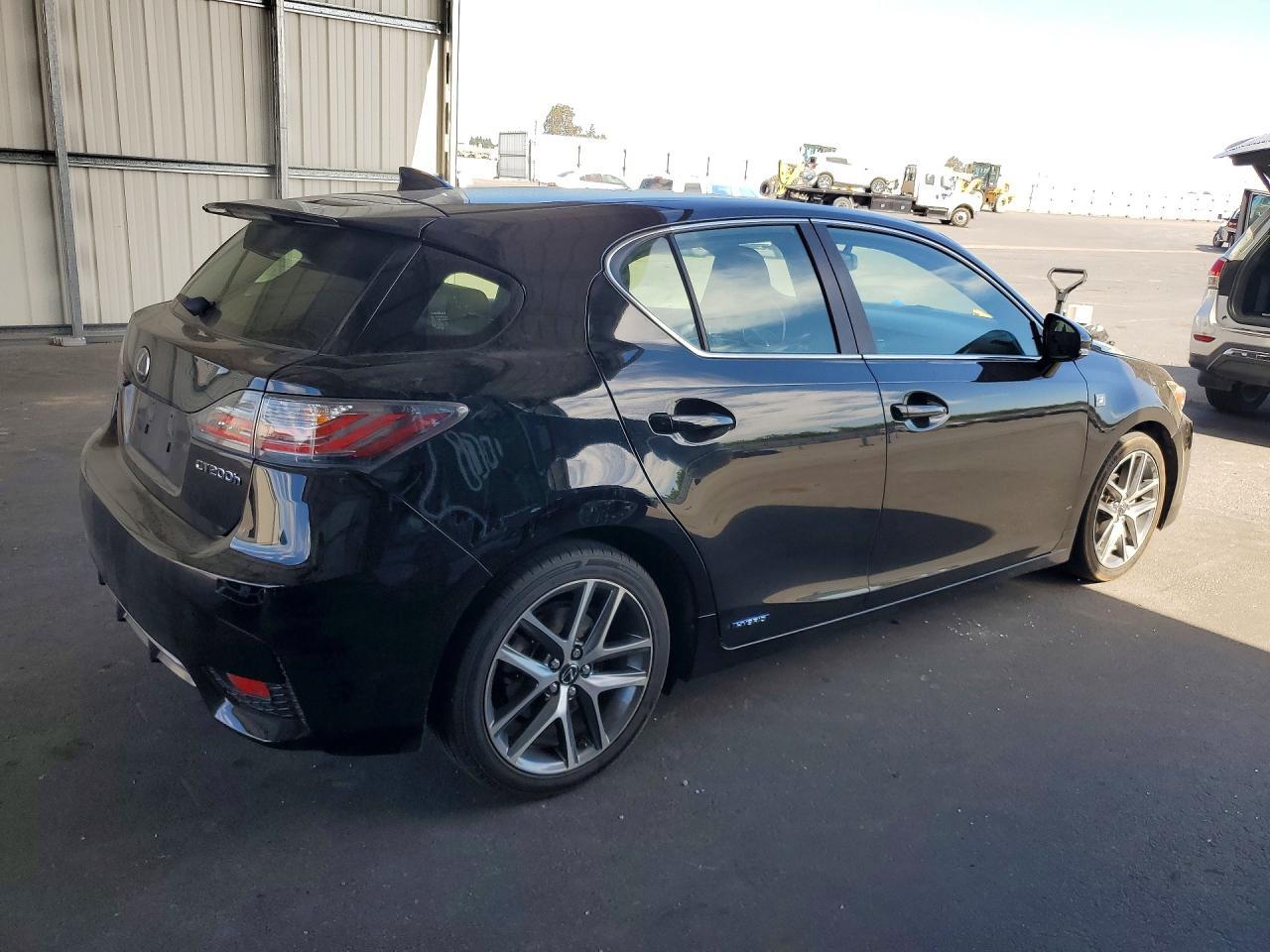 2015 Lexus CT, 200