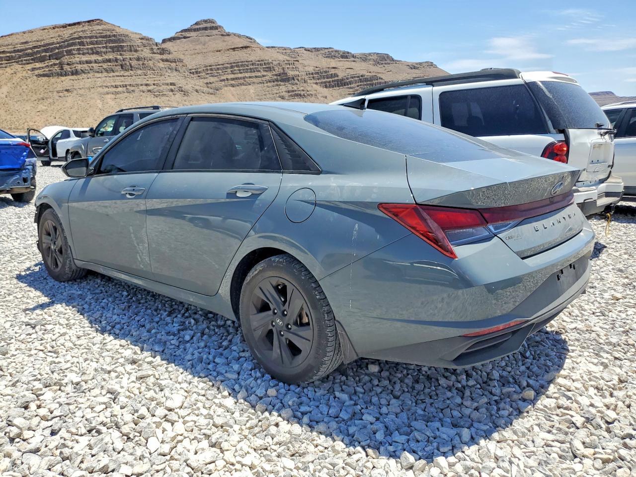 2022 Hyundai Elantra, Sel