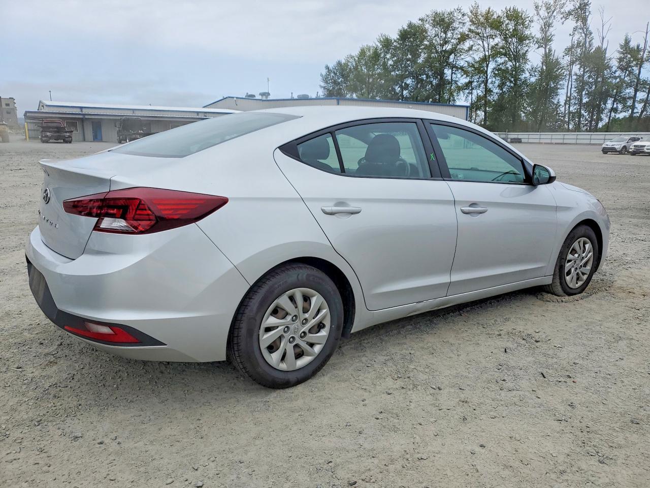 2020 Hyundai Elantra, SE