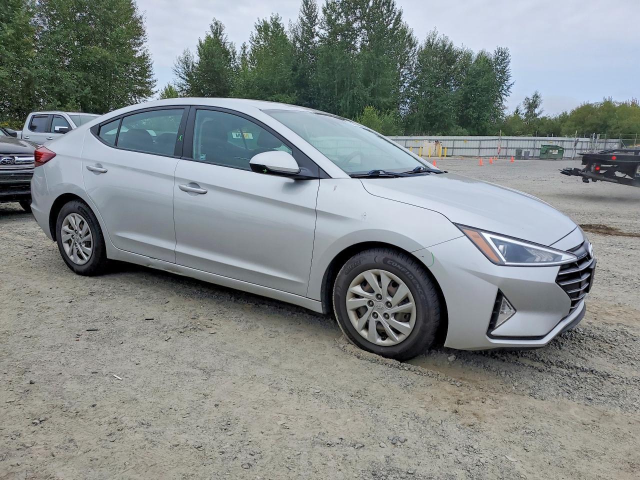 2020 Hyundai Elantra, SE