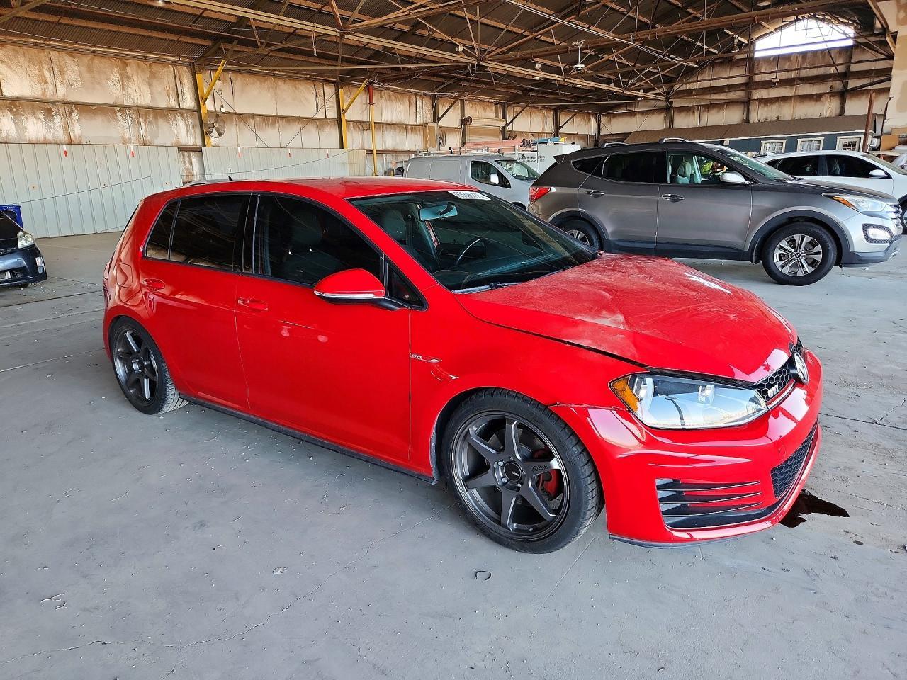 2017 Volkswagen Golf GTI, S
