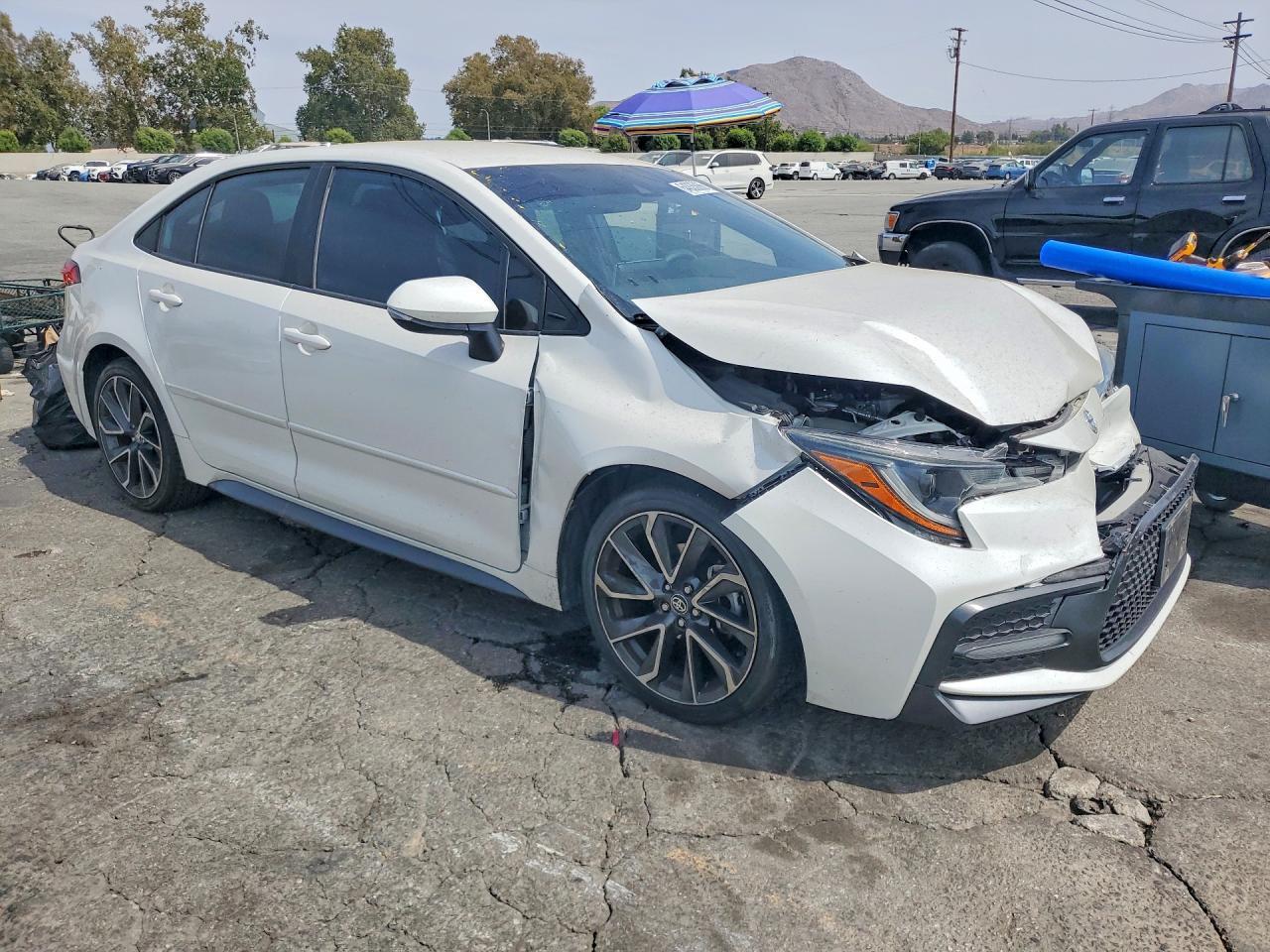 2020 Toyota Corolla, SE