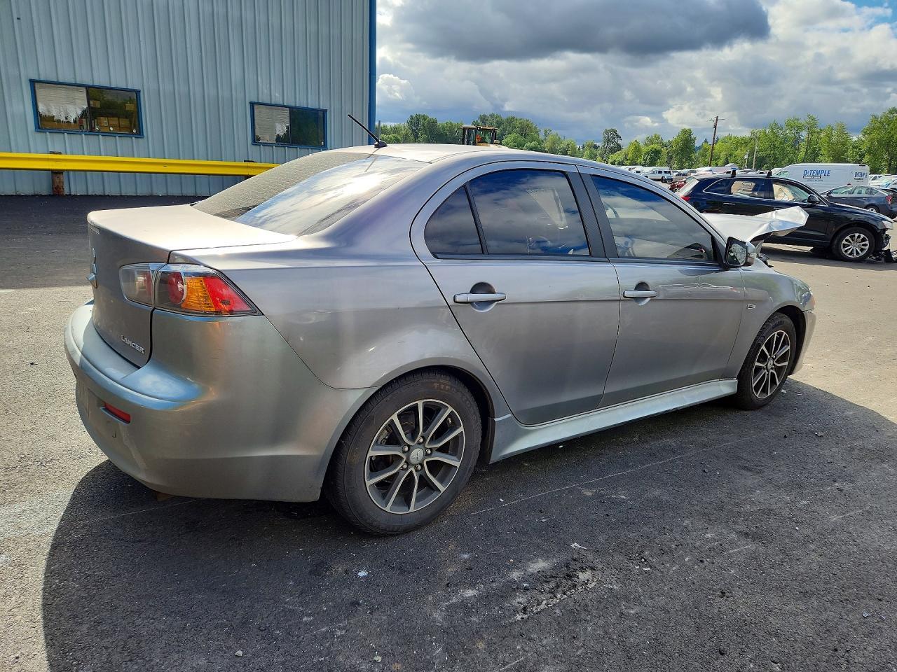 2017 Mitsubishi Lancer, ES