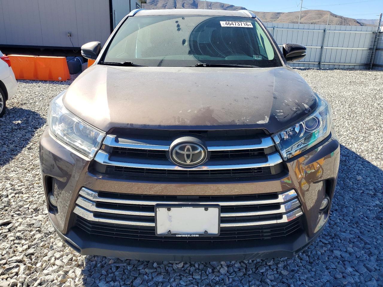 2018 Toyota Highlander, Limited