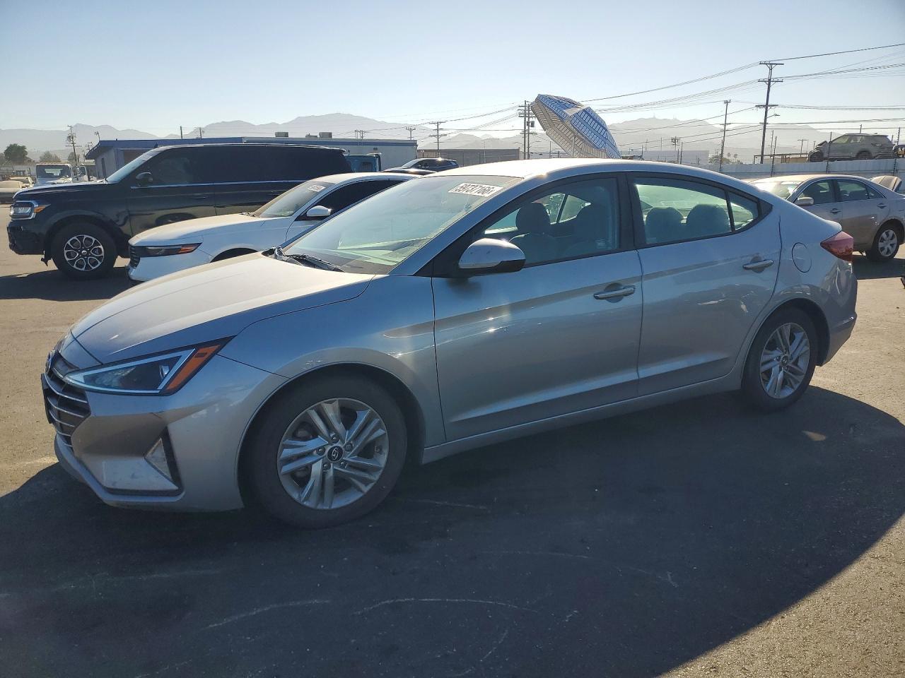 2020 Hyundai Elantra, Sel