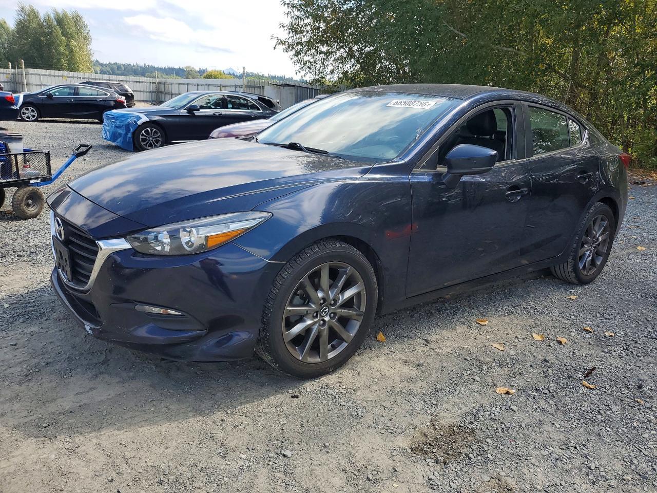 2018 Mazda 3, Touring