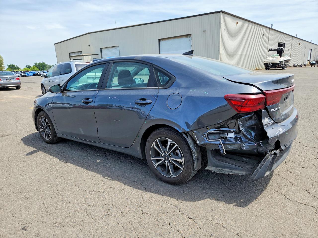 2023 KIA Forte, Lxs