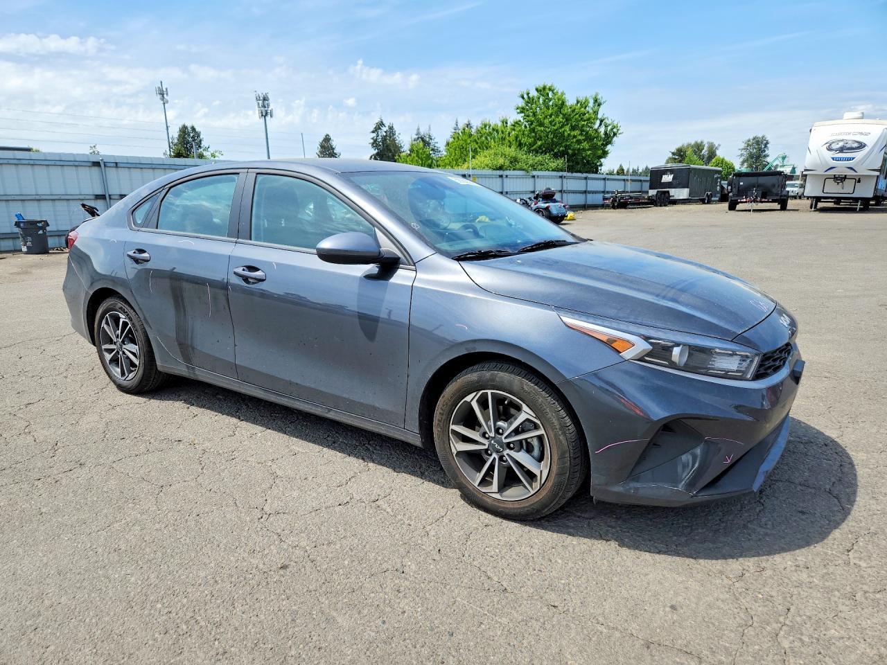 2023 KIA Forte, Lxs