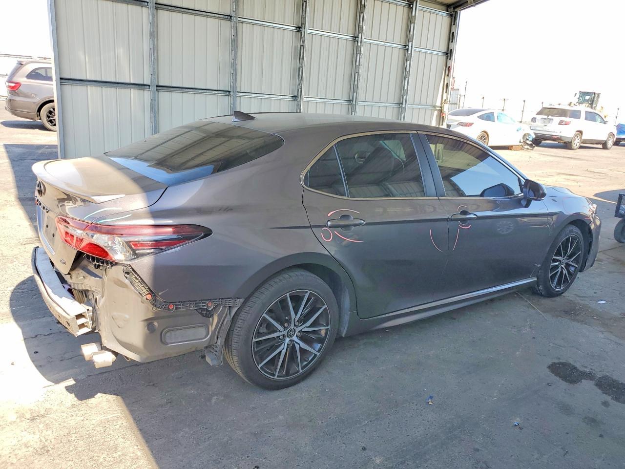 2023 Toyota Camry, SE
