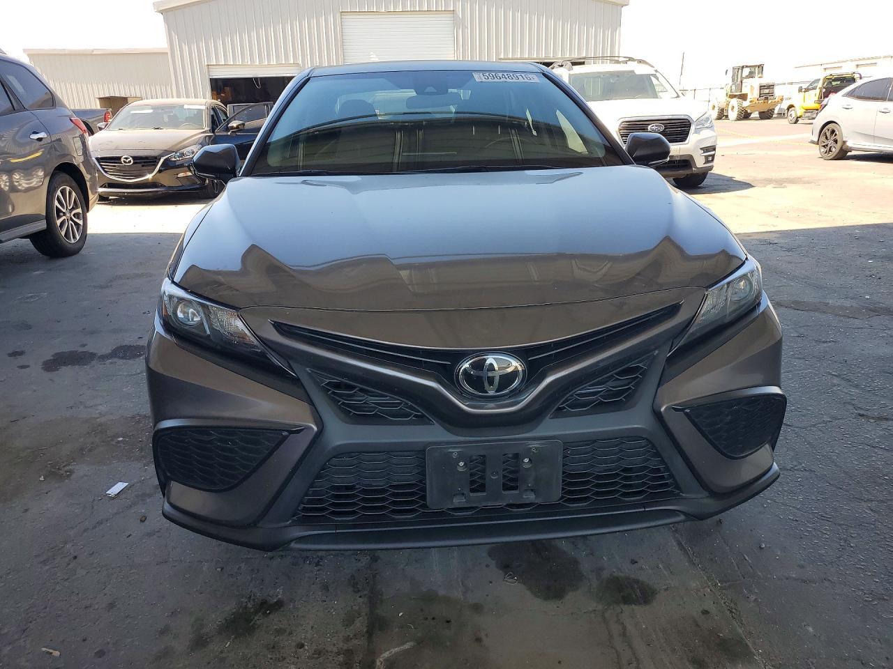 2023 Toyota Camry, SE