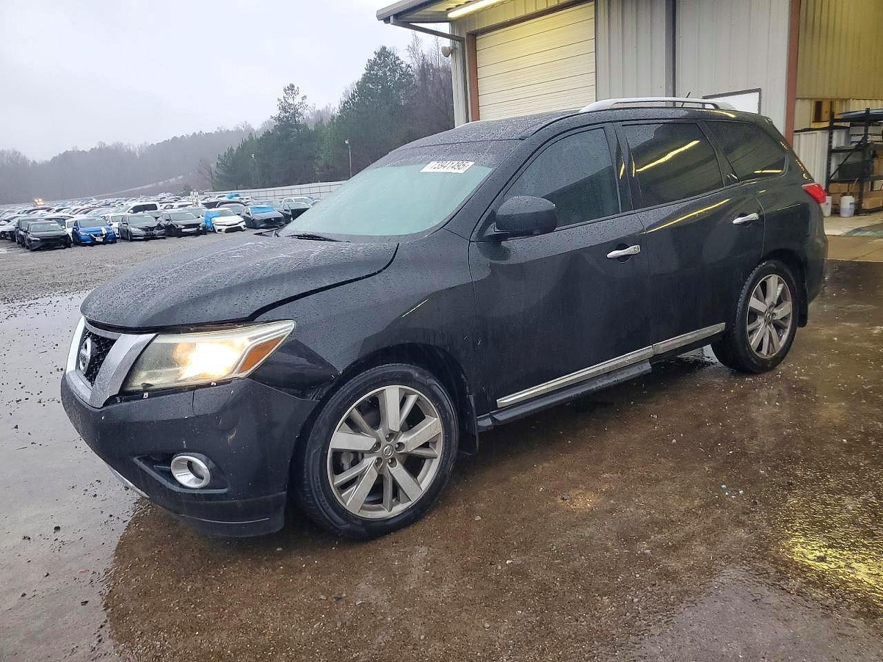 2015 Nissan Pathfinder, S