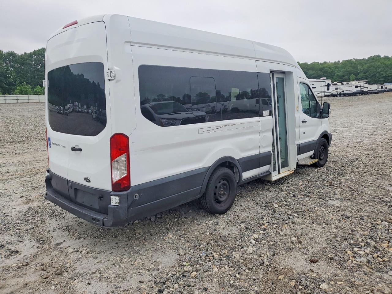 2017 Ford Transit, T-250