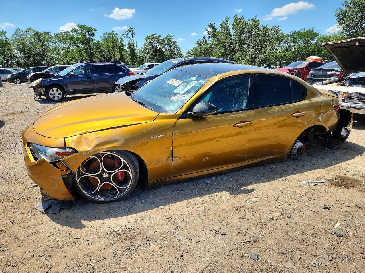 2022 Alfa Romeo Giulia, Super
