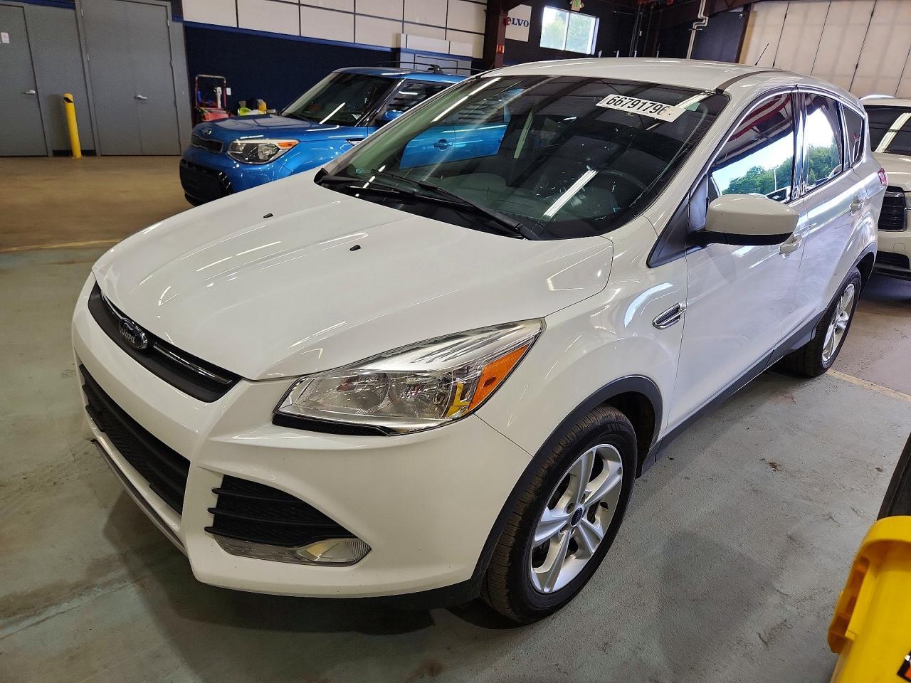2016 Ford Escape, SE