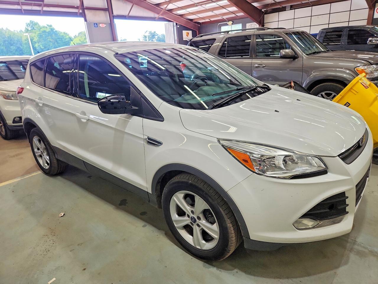 2016 Ford Escape, SE