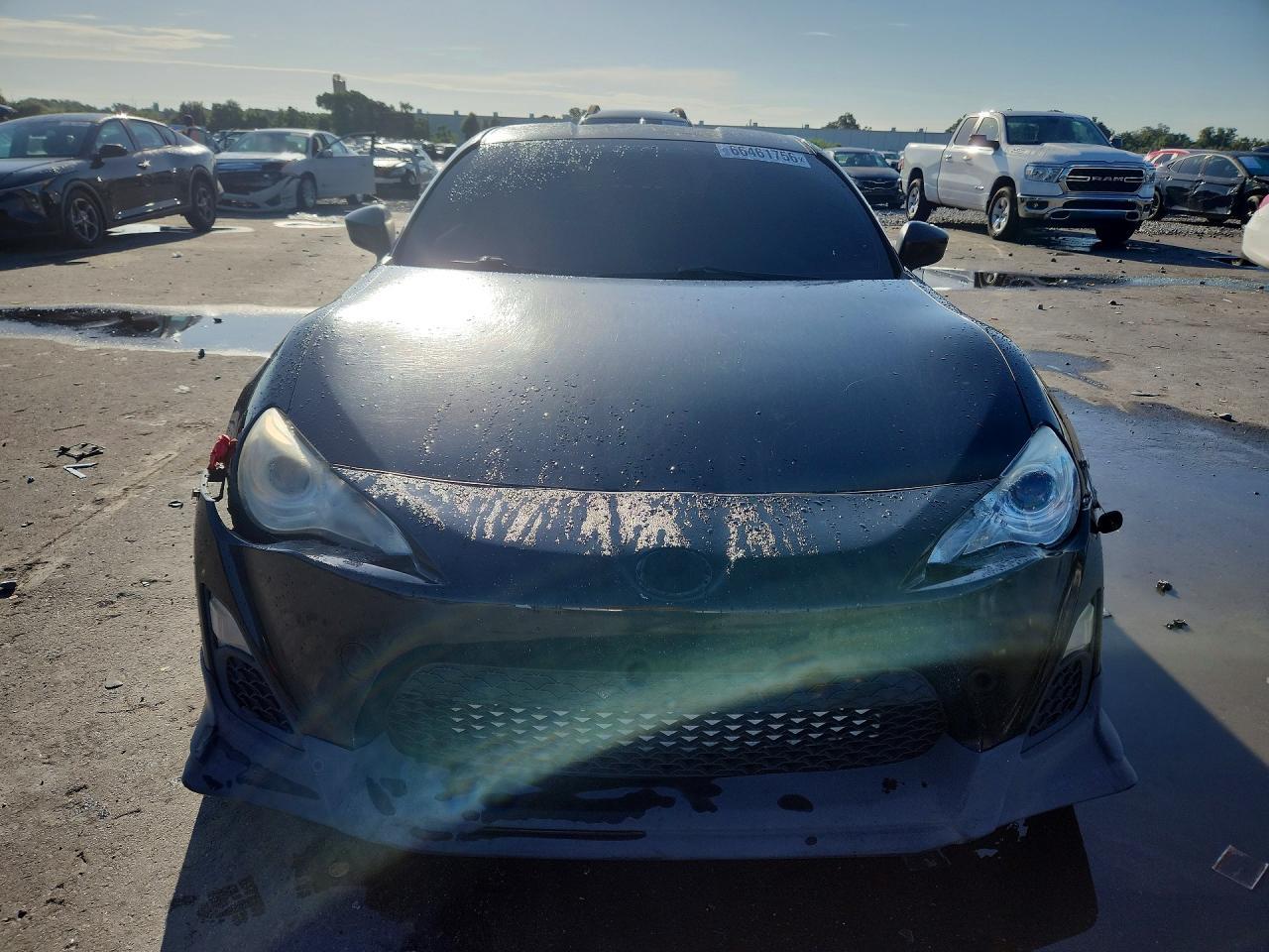 2016 Scion FR-S, Base