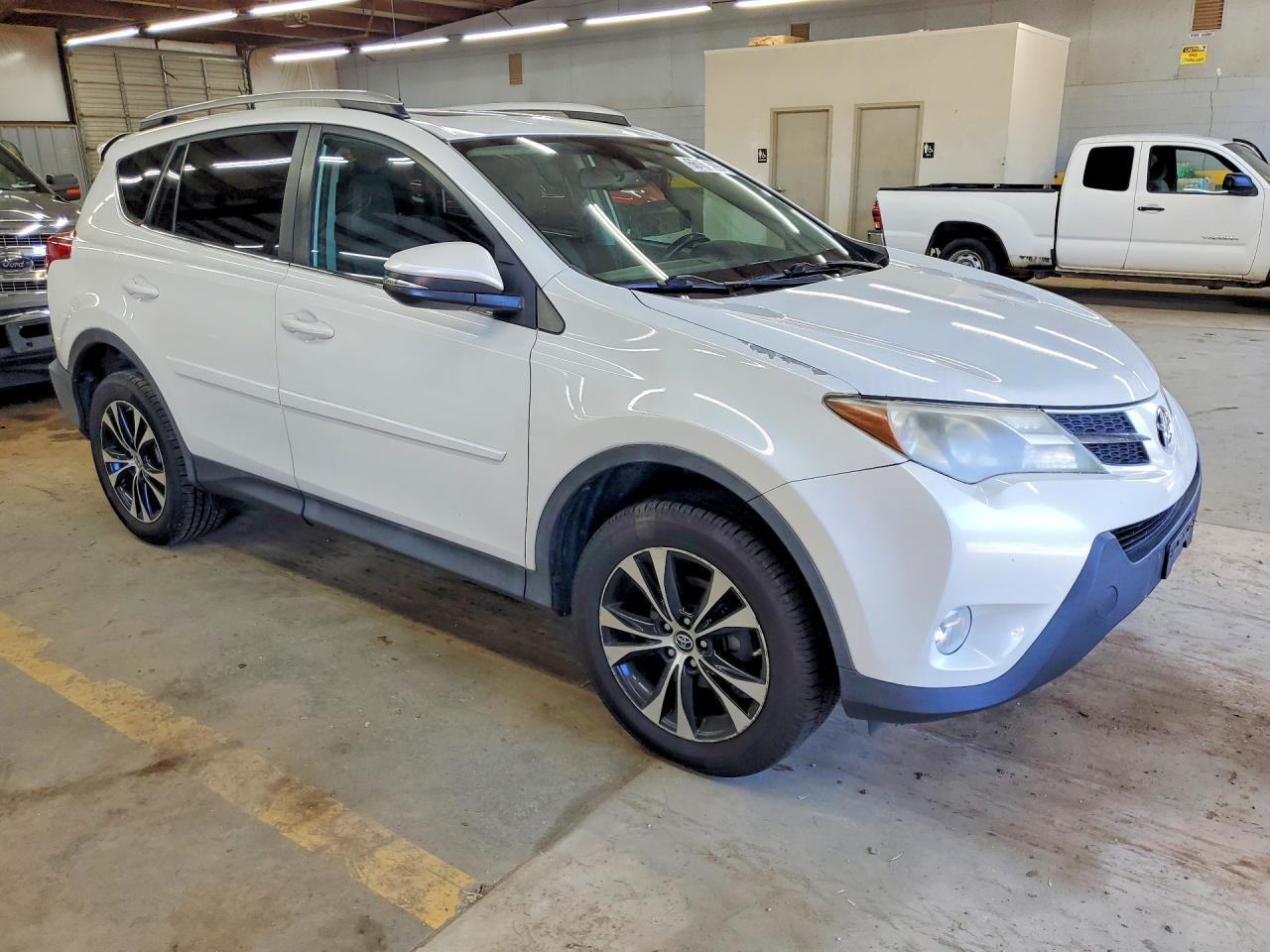 2015 Toyota RAV4, Limited